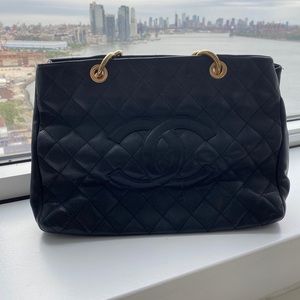 CHANEL GST TOTE